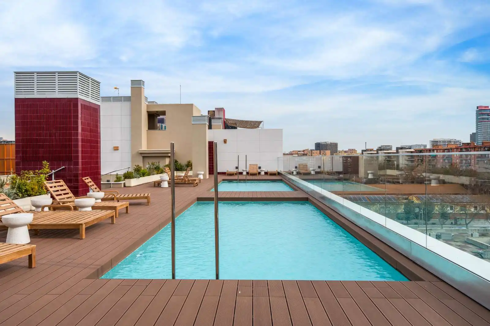 Piscina de Apartamento para compartir en Barcelona con Aire acondicionado, Terraza y Amueblado