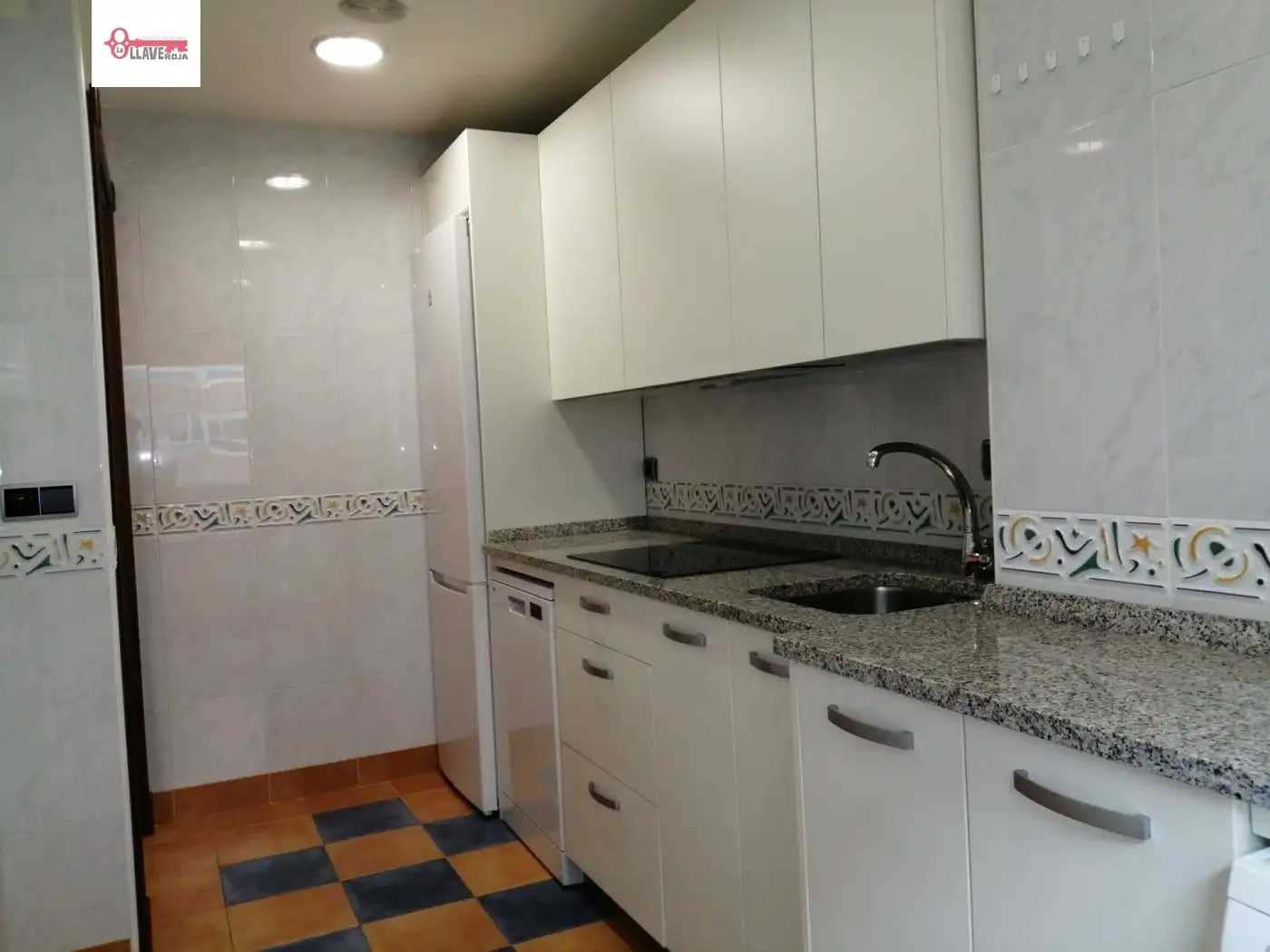 Küche von Wohnungen zur Miete in Burgos mit Heizung, Parkett und Terrasse