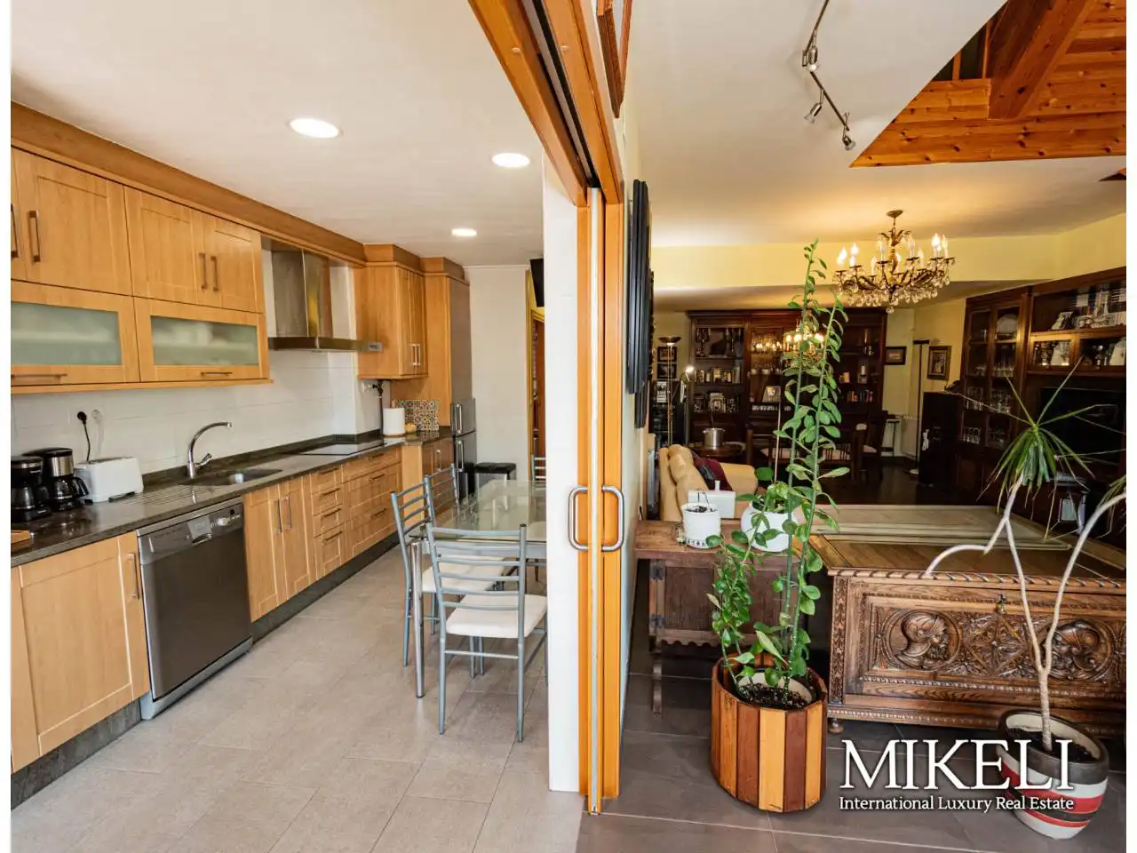 Cocina de Casa o chalet en venta en Santander con Calefacción, Jardín privado y Terraza