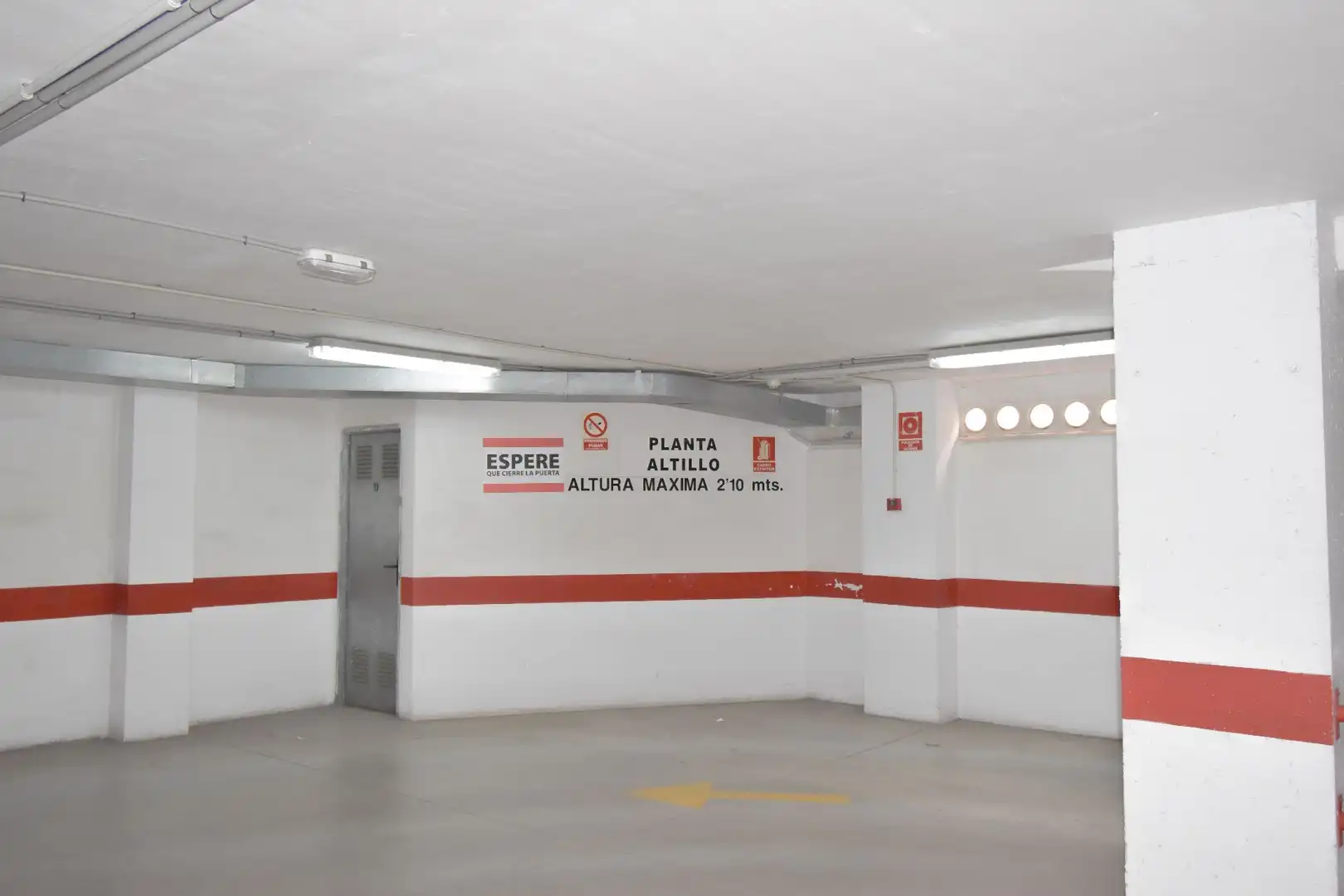 Parking de Apartamento de alquiler en Santa Pola con Aire acondicionado, Calefacción y Terraza