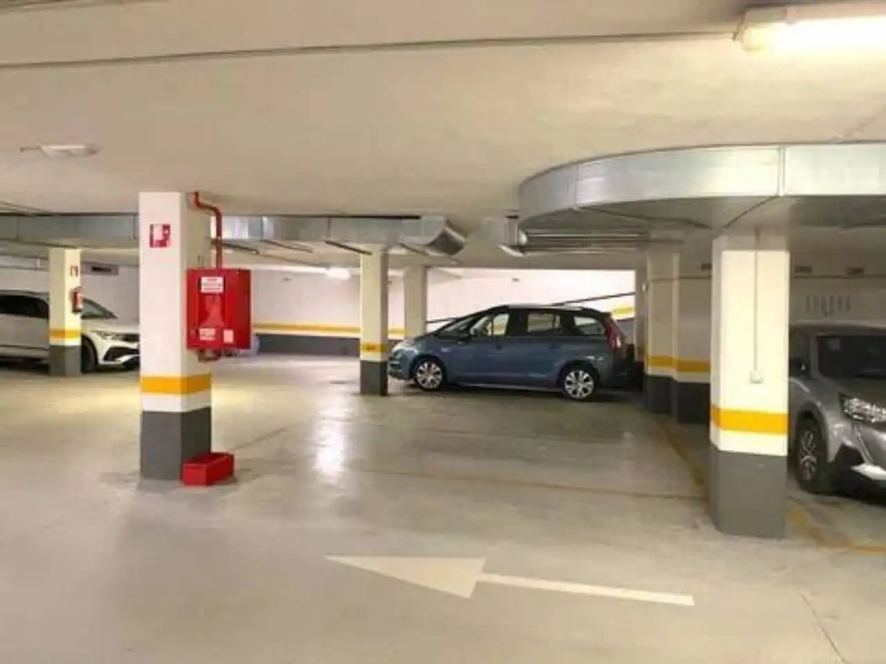 Parking of Garage for rent in Leioa