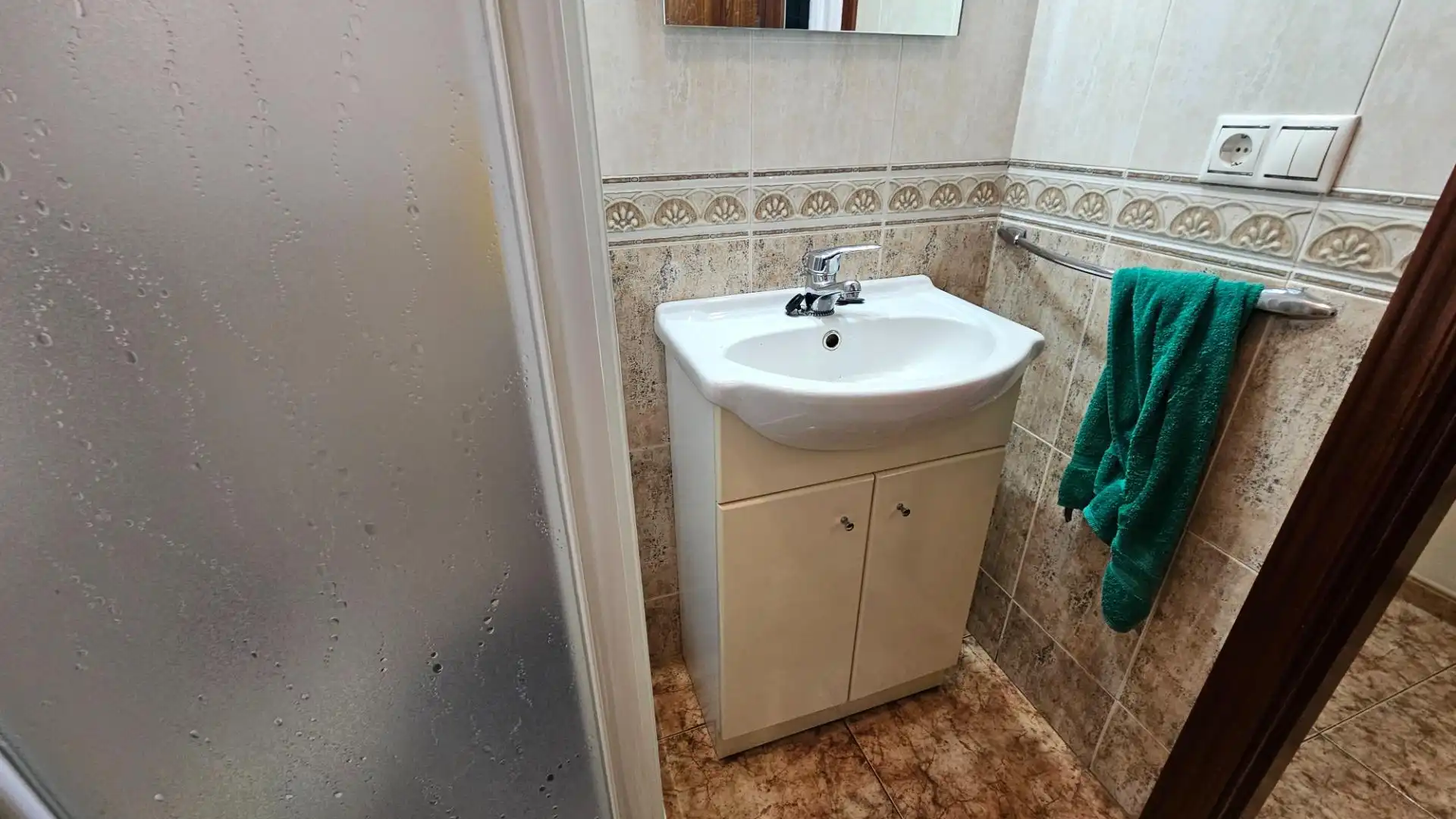 Bany de Casa o xalet en venda en Córdoba amb Jardí privat, Terrassa i Piscina