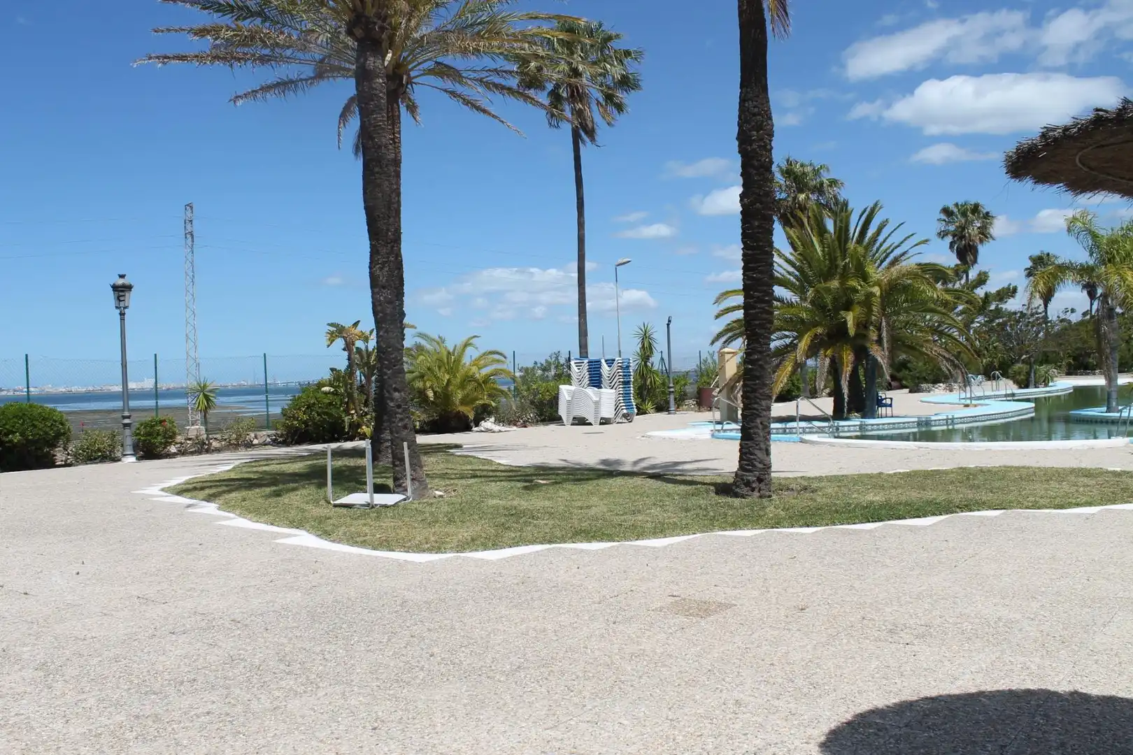 Piscina de Estudio en venta en San Fernando con Aire acondicionado, Terraza y Amueblado