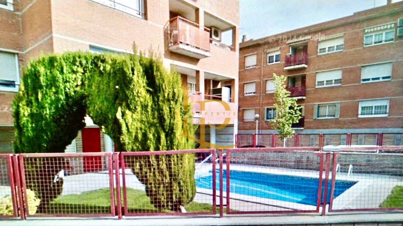 Schwimmbecken von Wohnung zum verkauf in Sant Andreu de la Barca mit Klimaanlage, Heizung und Balkon