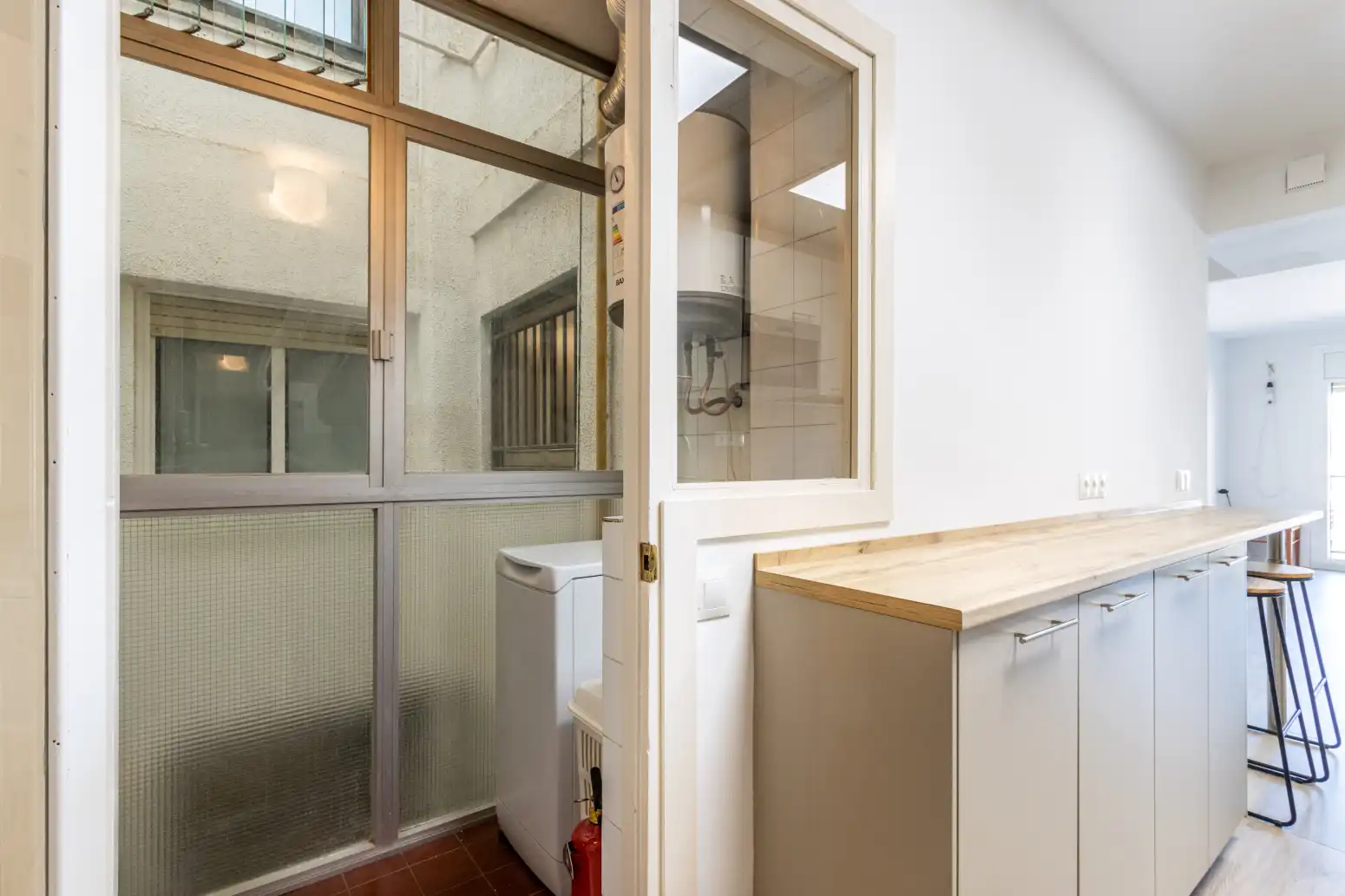 Wohnung zum Verkauf in Terrassa mit Heizung, Parkett und Balkon