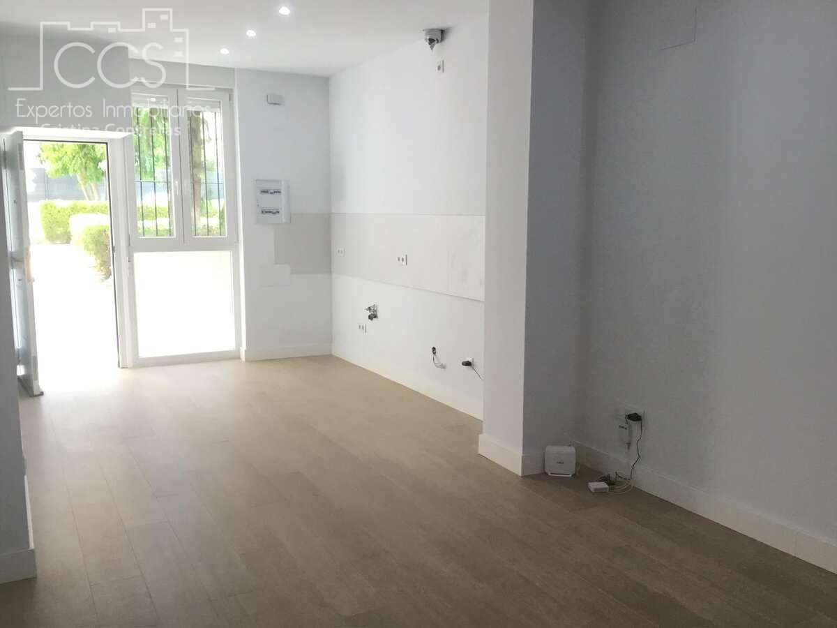 Dormitori de Apartament en venda en  Sevilla Capital amb Aire condicionat