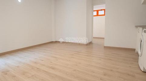 Foto 2 de Pis en venda a Plaza de la Cdad. de Salta, Colina, Madrid