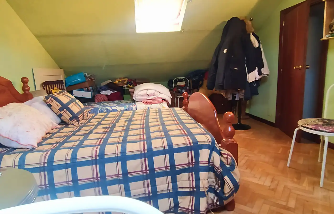 Dormitori de Casa adosada en venda en Daganzo de Arriba amb Aire condicionat, Jardí privat i Terrassa