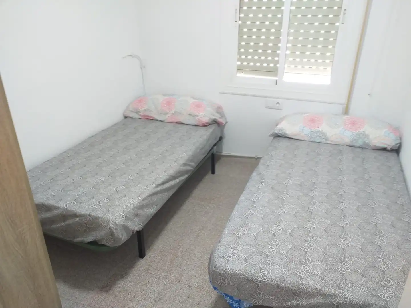 Habitación de Apartamento de alquiler en Santa Pola con Aire acondicionado, Calefacción y Terraza