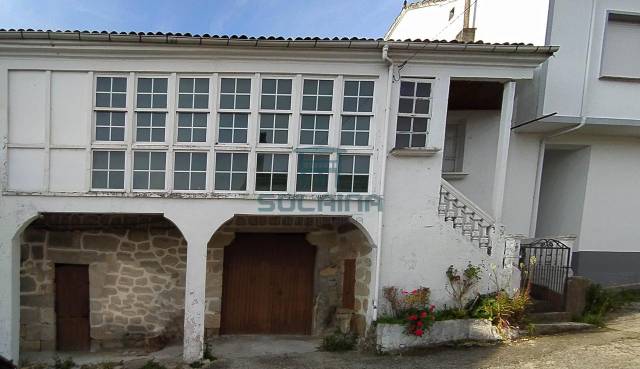 Casa-chalet en Venta en Xunqueira de Espadanedo