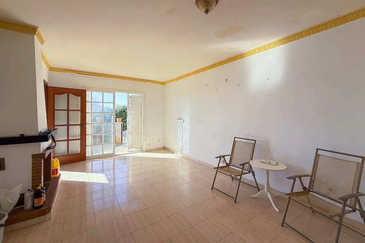Sala de estar de Casa adosada en venta en Mijas con Terraza y Piscina comunitaria