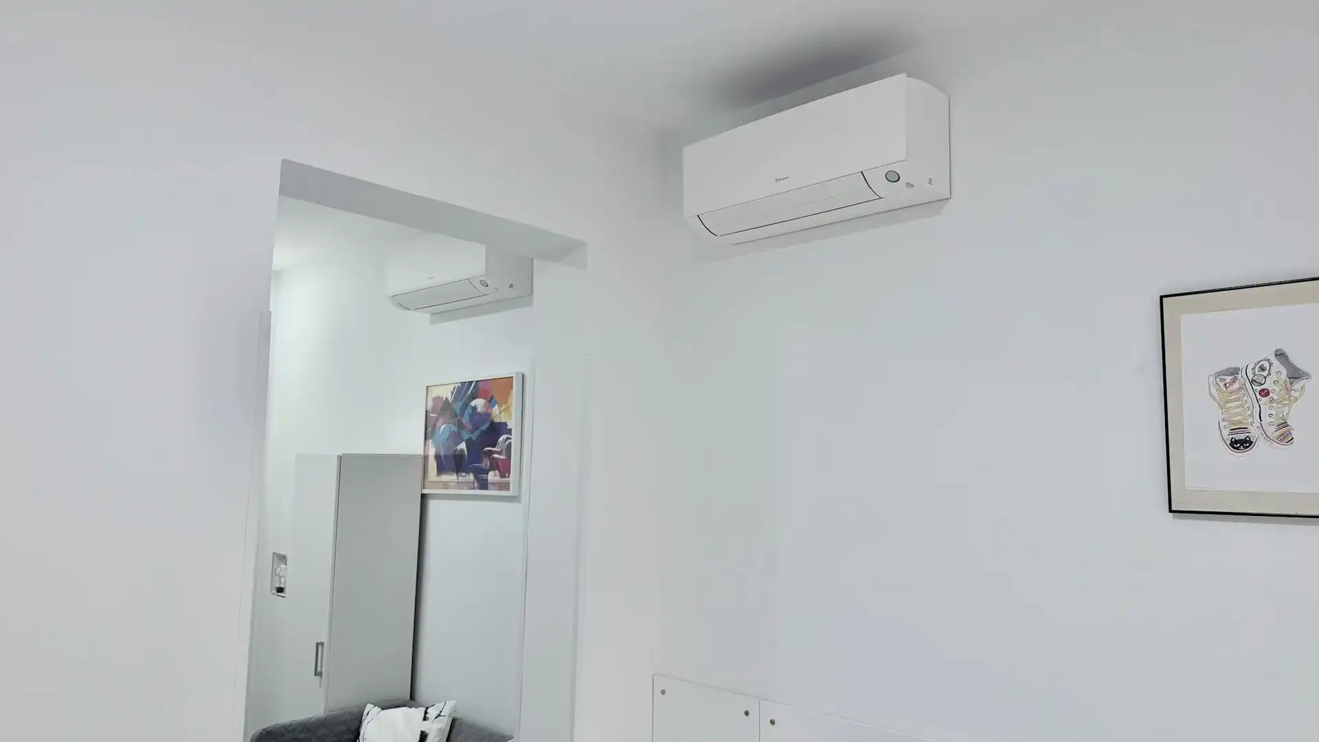 Living room of Flat for rent in Madrid  with Air Conditioner, Heating and Furnished