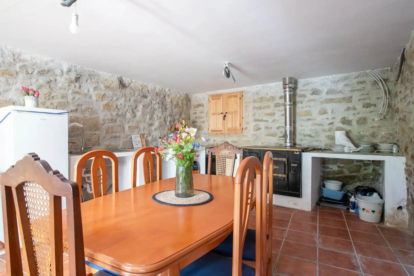 Comedor de Finca rústica en venta en Guirguillano con Calefacción, Terraza y Trastero