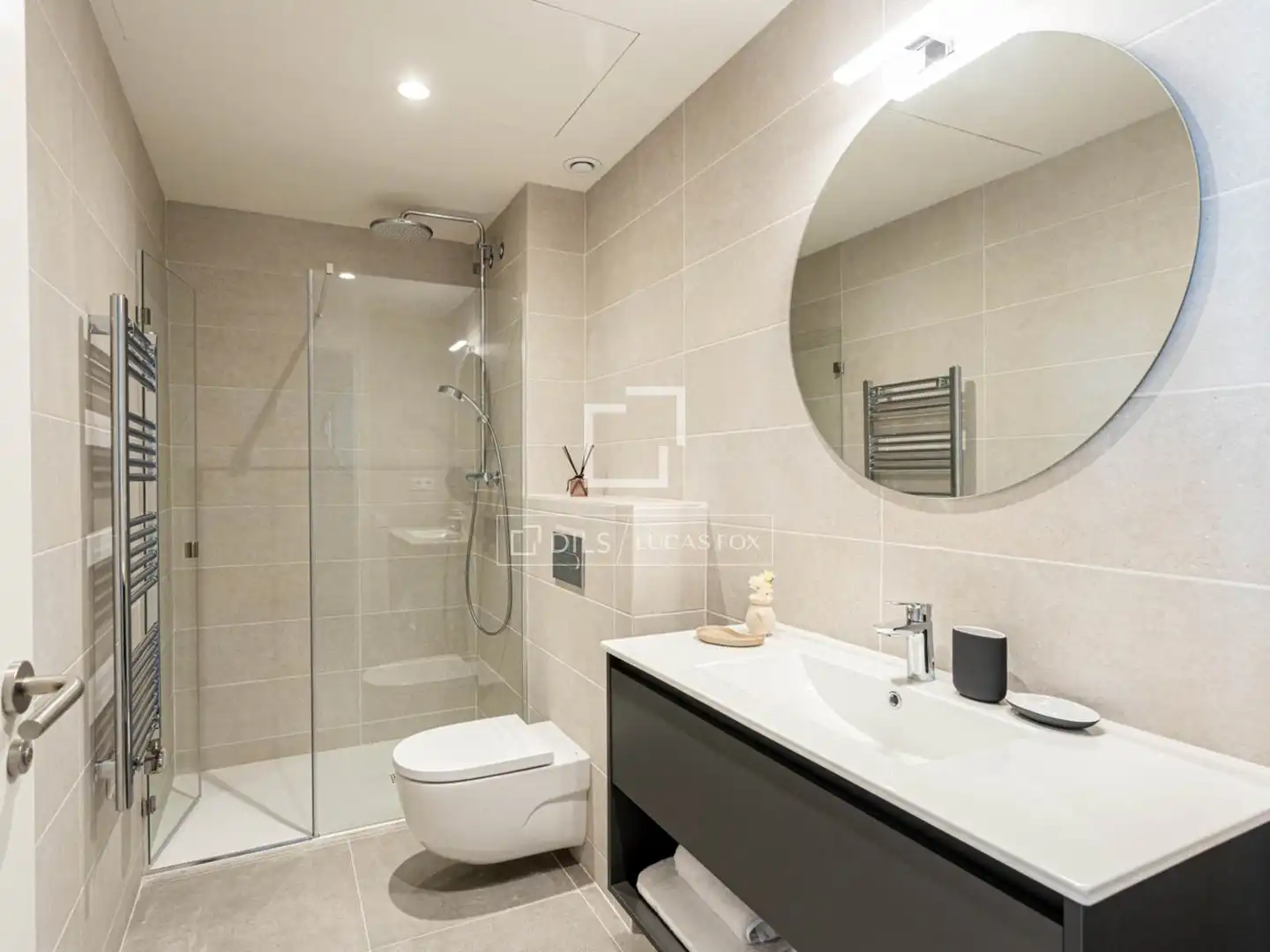 Baño de Piso en venta en Barcelona con Aire acondicionado, Calefacción y Parquet