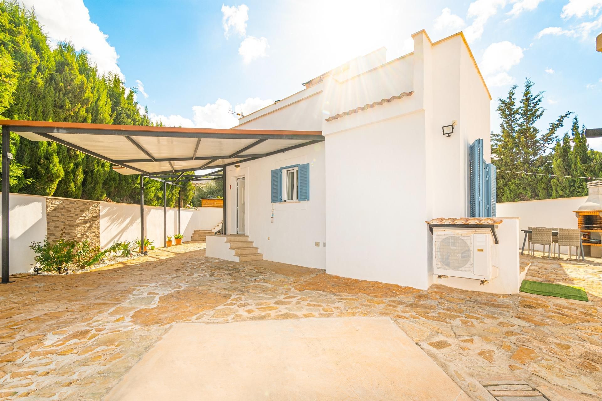 Exterior view of House or chalet for sale in Llucmajor