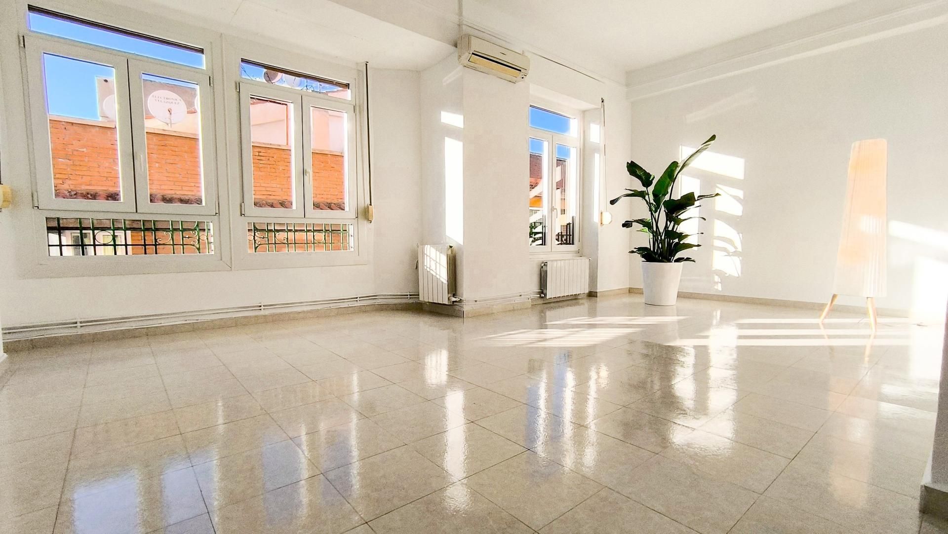 Sala d'estar de Pis en venda en  Murcia Capital amb Aire condicionat, Calefacció i Terrassa