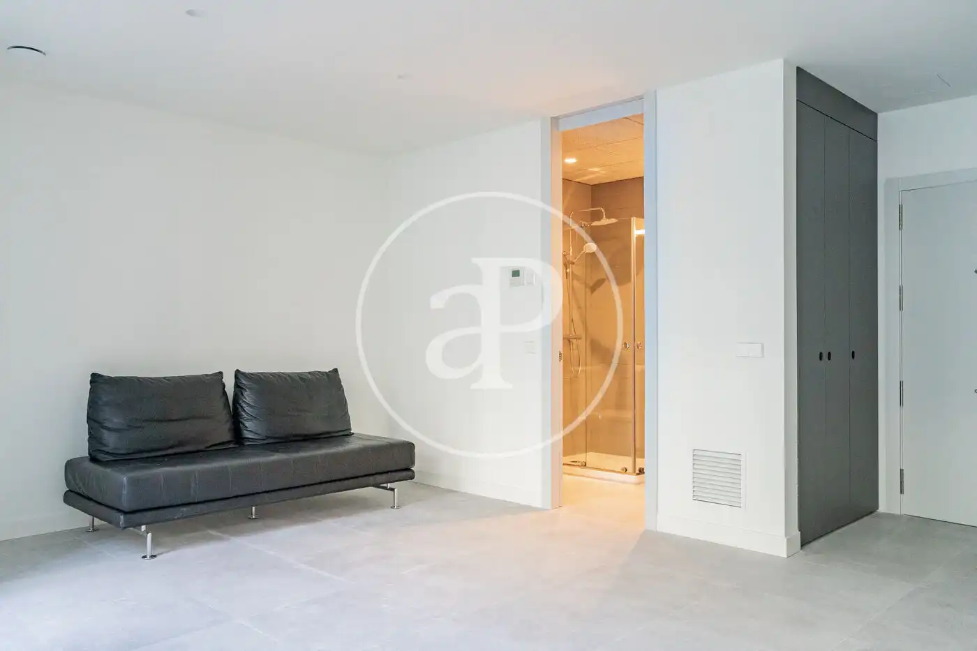 Flat for rent in Madrid  with Air Conditioner, Heating and Private garden