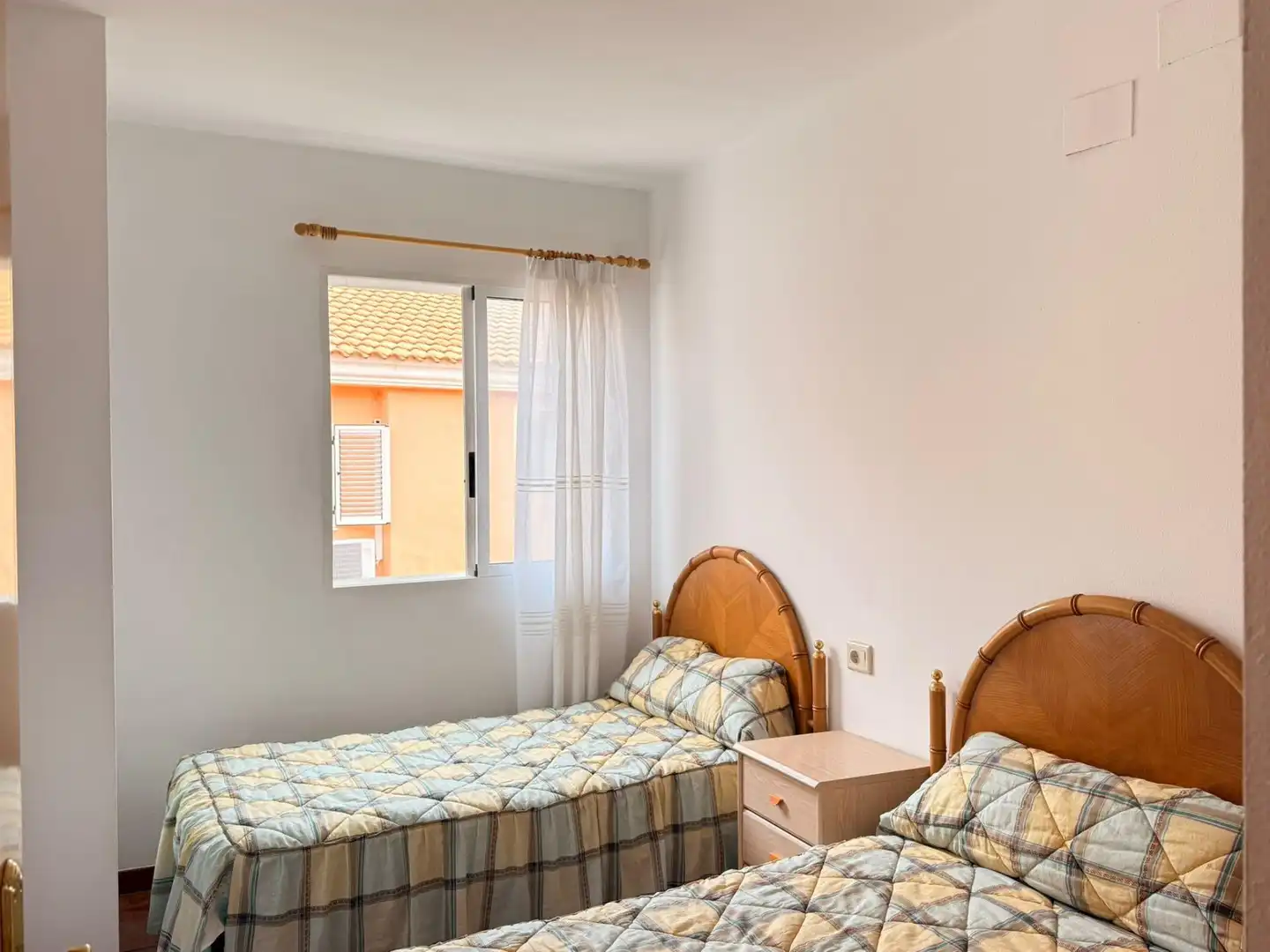 Habitación de Casa adosada en venta en Moncofa con Terraza, Trastero y Balcón