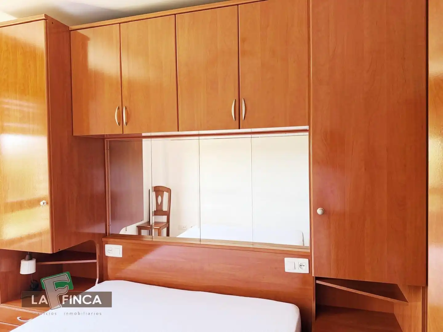 Bedroom of Flat for rent in Oviedo   with Heating, Parquet flooring and Terrace