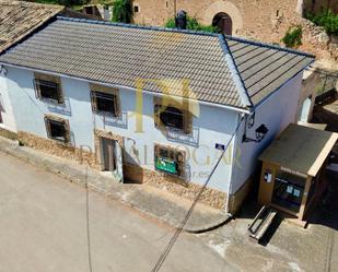 Vista exterior de Casa o xalet en venda en Prados Redondos amb Calefacció, Parquet i Terrassa