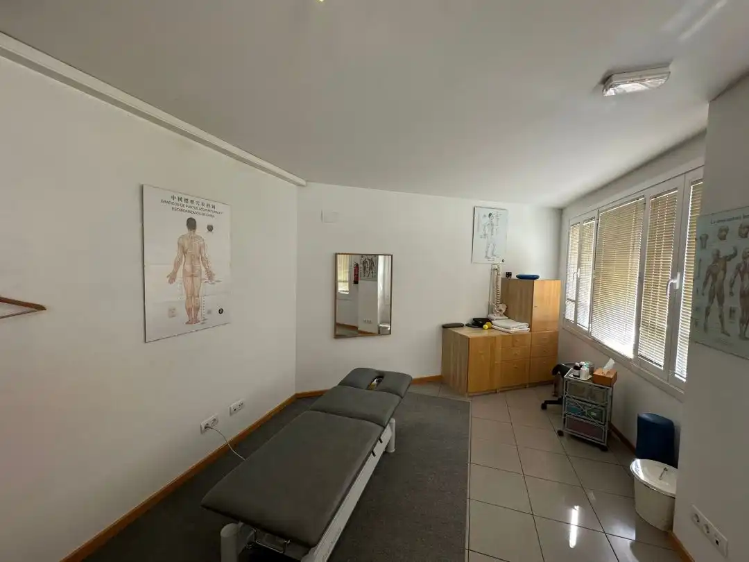 Office for sale in Vitoria - Gasteiz  with Air Conditioner