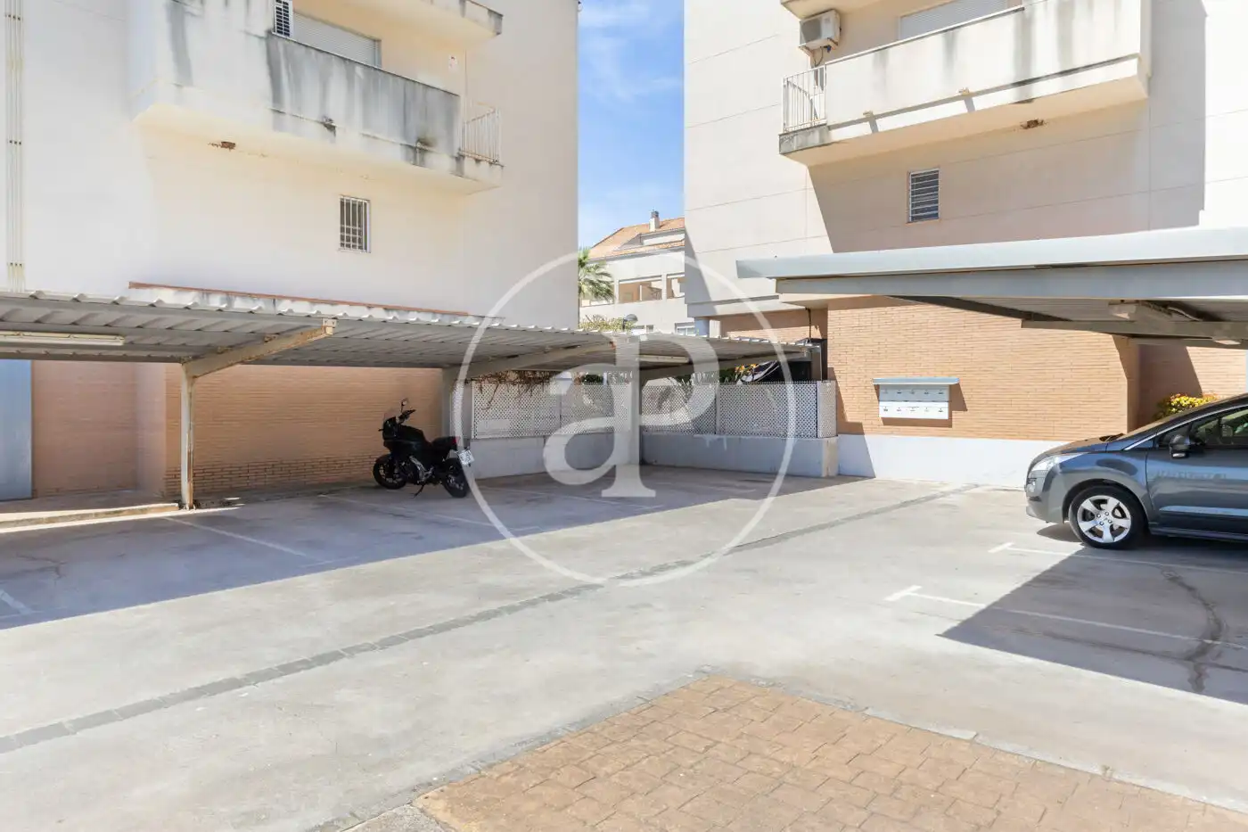 Aparcament de Casa adosada de lloguer en Almenara amb Calefacció, Jardí privat i Terrassa