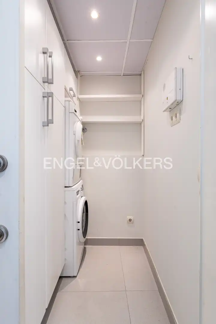 Kitchen of Flat for rent in Madrid  with Air Conditioner, Heating and Parquet flooring