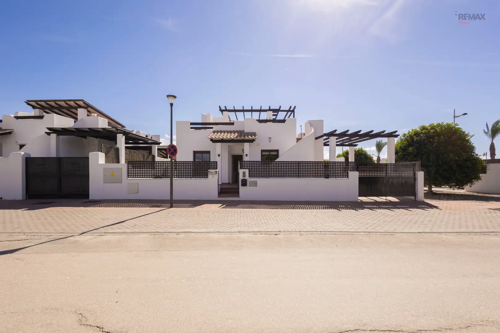 Vista exterior de Casa o chalet en venta en Las Salinas