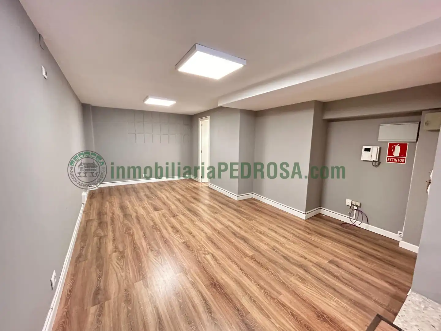 Office for rent in Calle Doutor Loureiro Crespo, La Seca - Los Salgueriños
