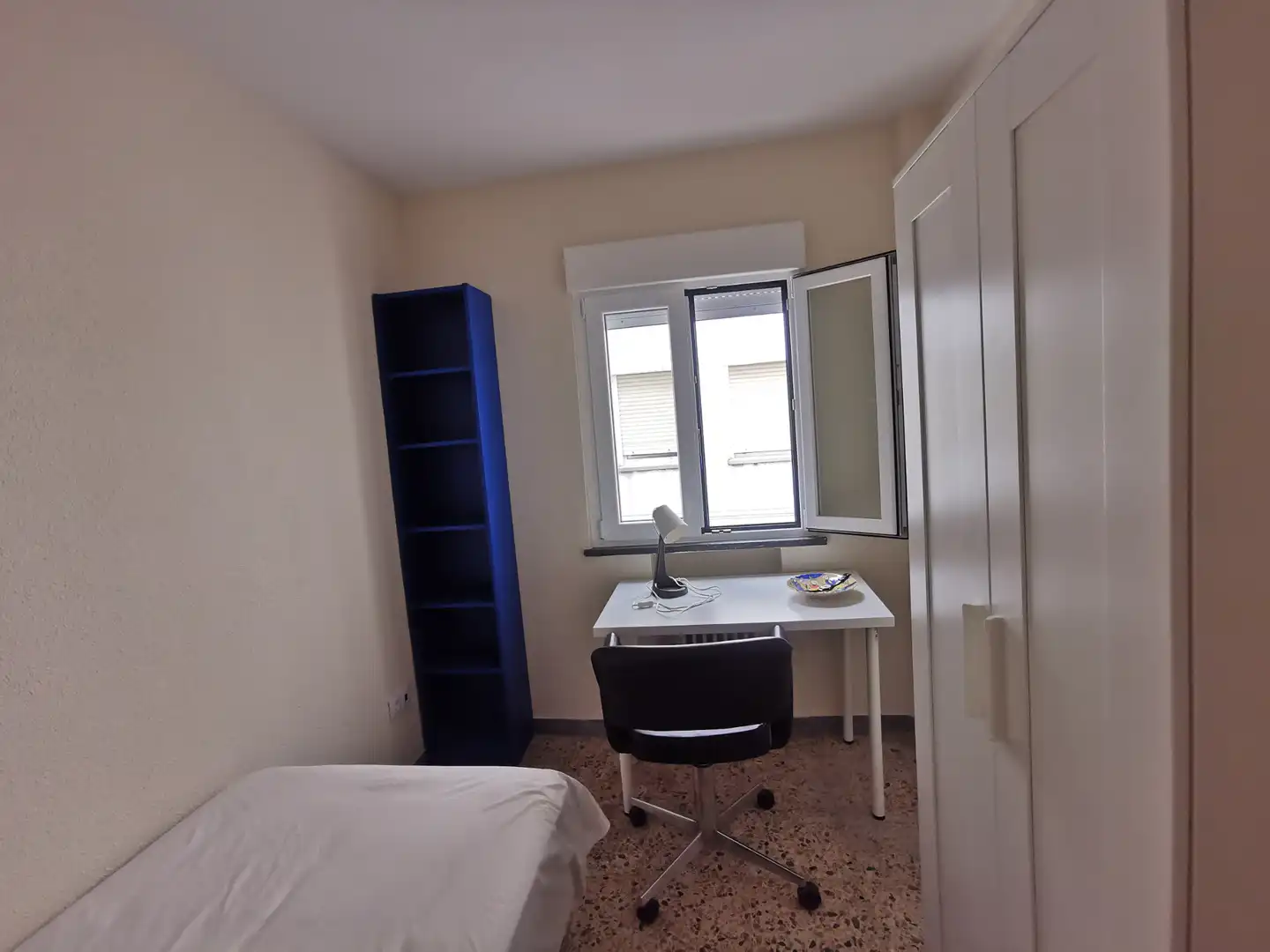 Bedroom of Flat for rent in Salamanca  with Heating, Furnished and Oven