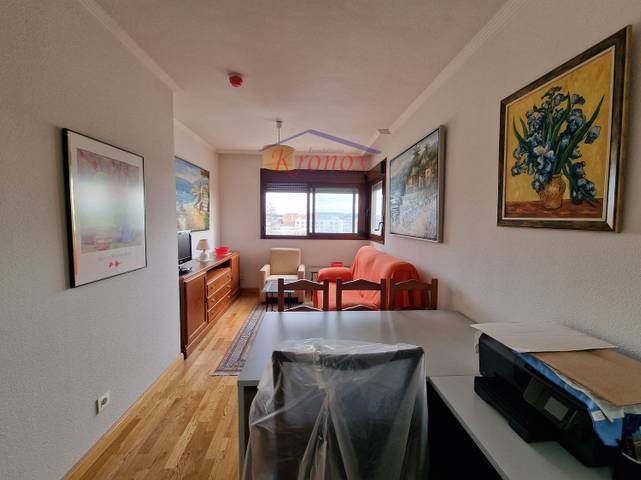 Piso en Venta en Puerto de Pozazal en Ensanche de Vallecas - La Gavia