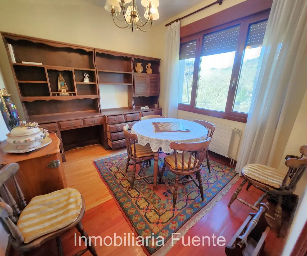 Comedor de Casa o chalet en venta en Zalla  con Calefacción, Jardín privado y Terraza