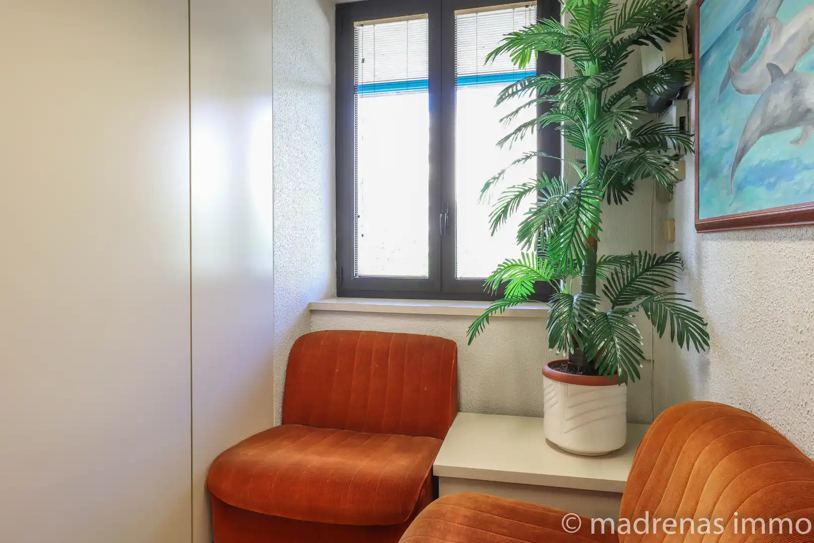 Büro zur Miete in Girona mit Klimaanlage, Heizung und Möbliert