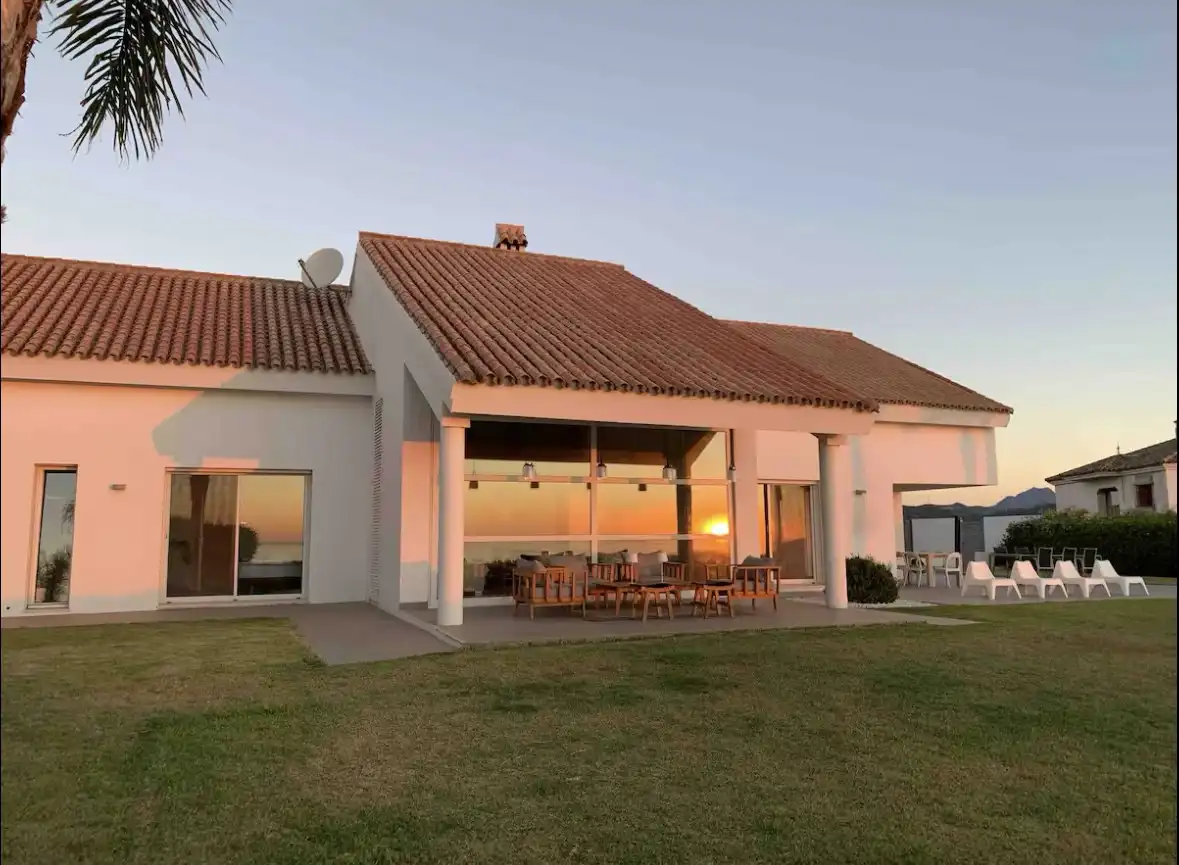 Maison avec piscine à vendre à Manilva Pueblo