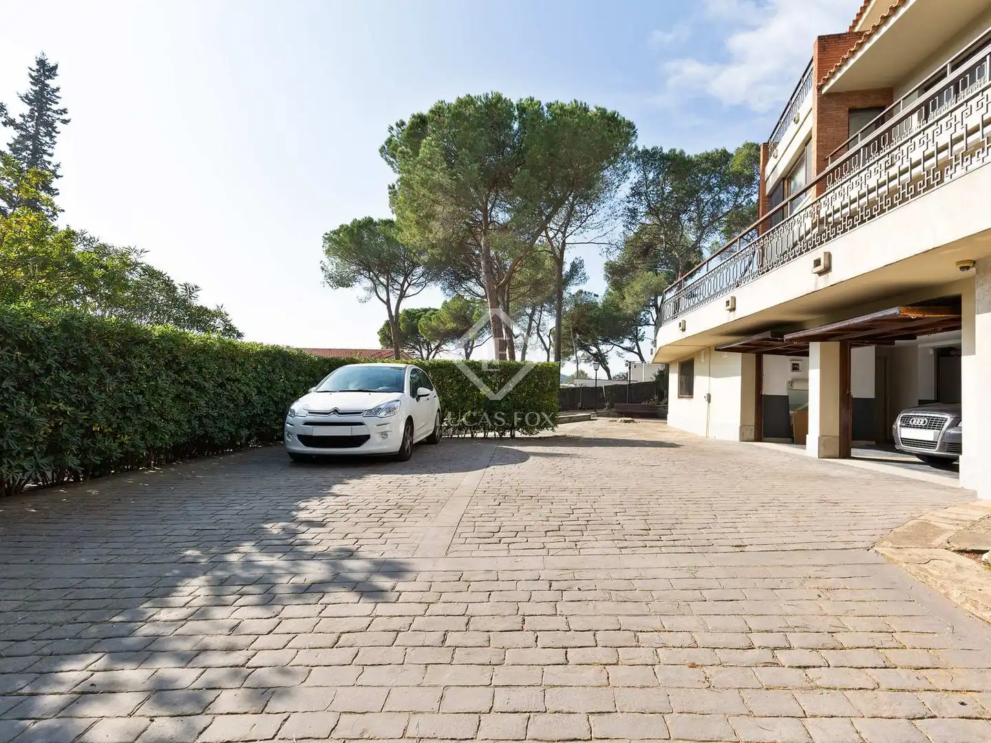 Houses for sale in Valldoreix