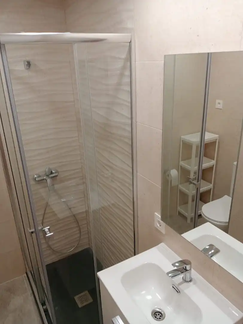 Baño de Piso en venta en Zaragoza con Aire acondicionado, Calefacción y Amueblado