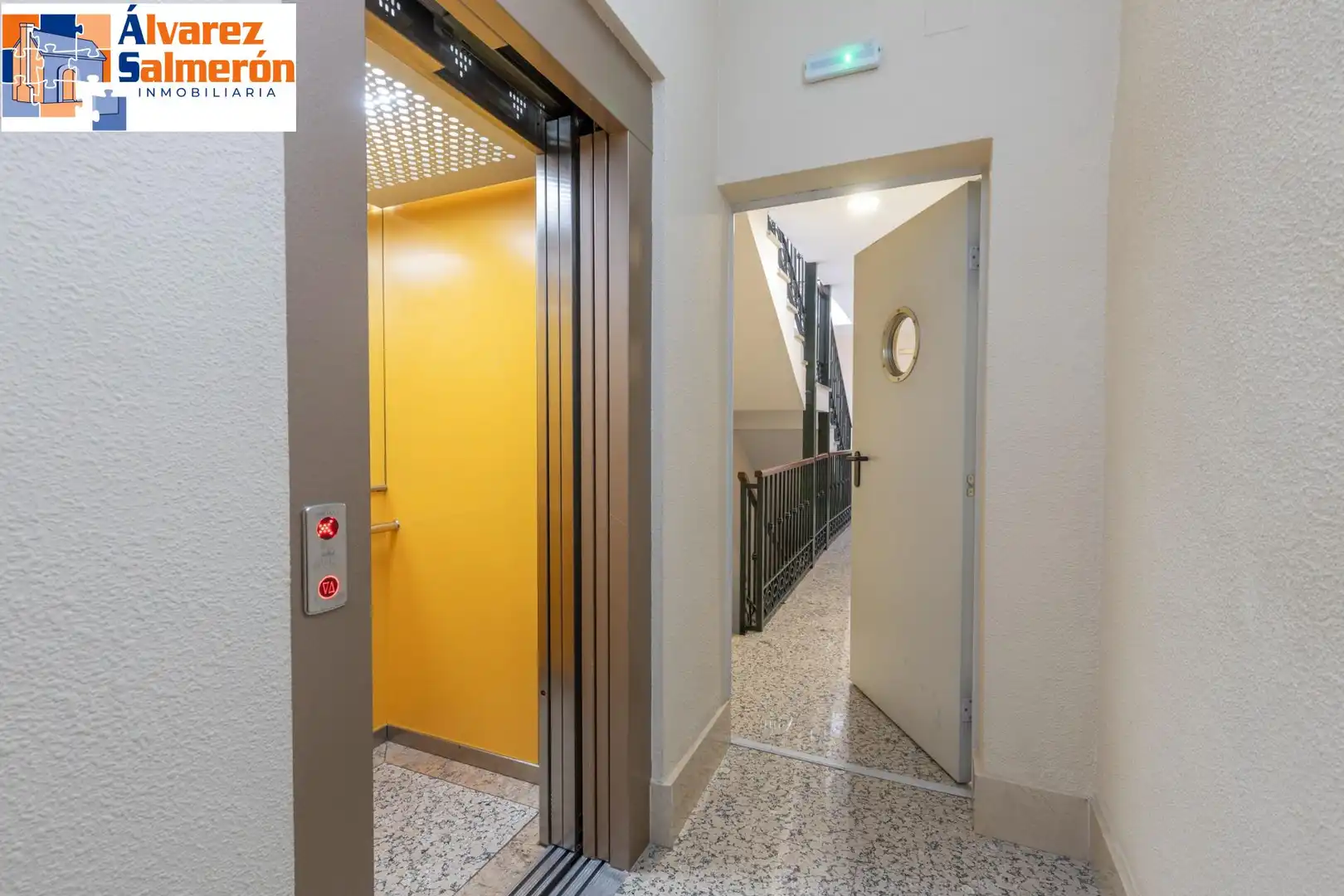 Wohnung zum Verkauf in Granada mit Klimaanlage und Heizung