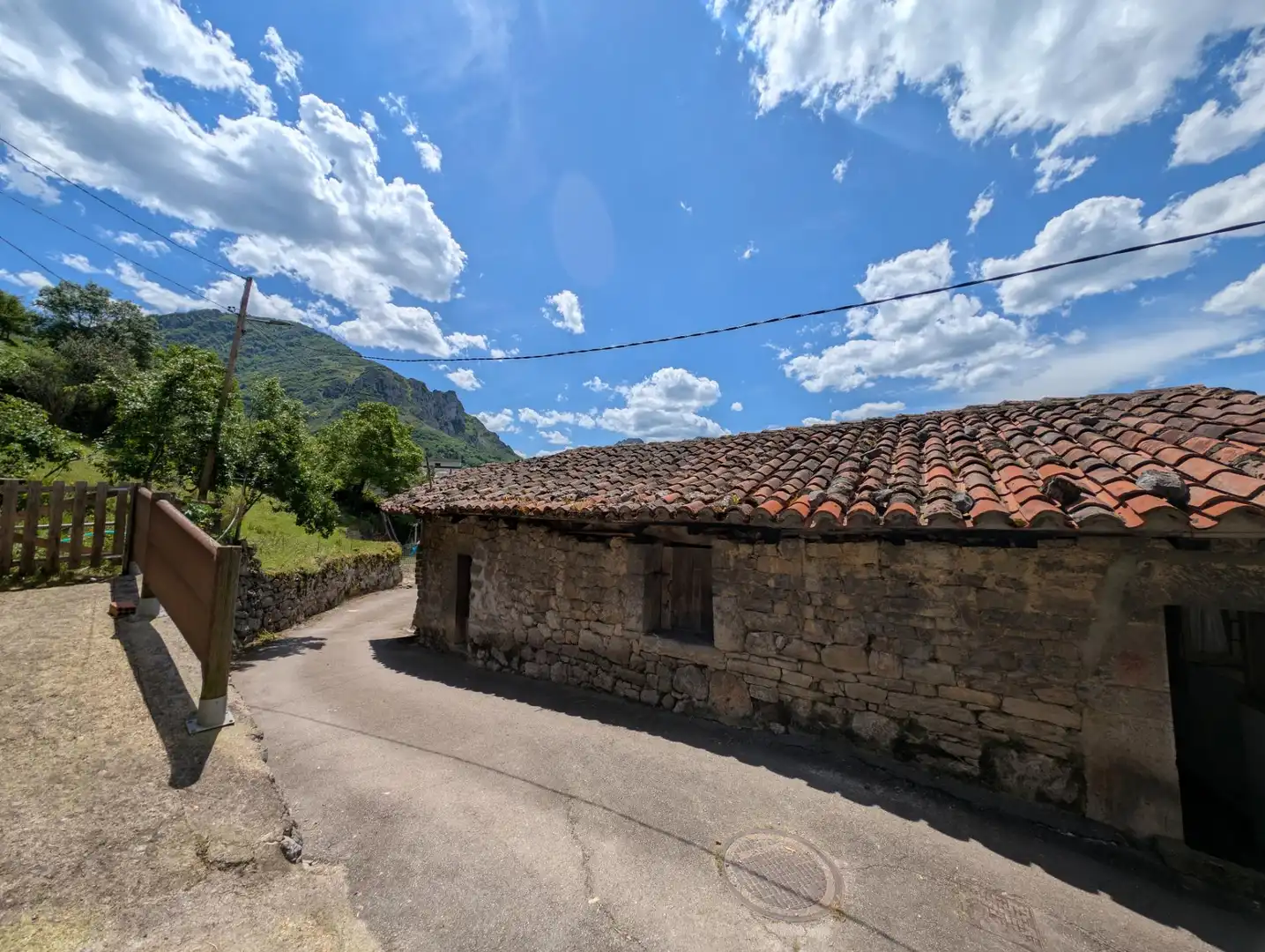 Vista exterior de Casa o chalet en venta en Proaza con Jardín privado