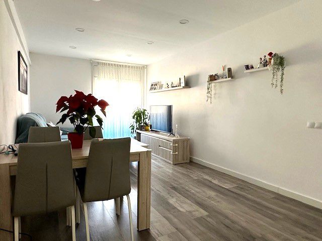 Sala d'estar de Pis en venda en El Prat de Llobregat amb Calefacció, Parquet i Terrassa