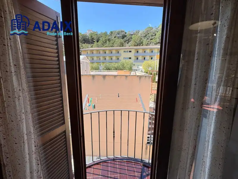 Casa adosada en venda a Roda de Berà