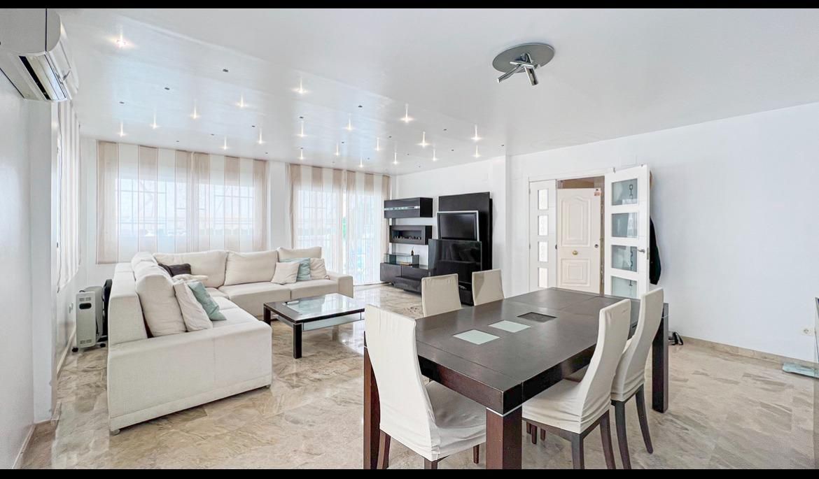 Living room of Single-family semi-detached to rent in Cullera  with Air Conditioner, Heating and Private garden
