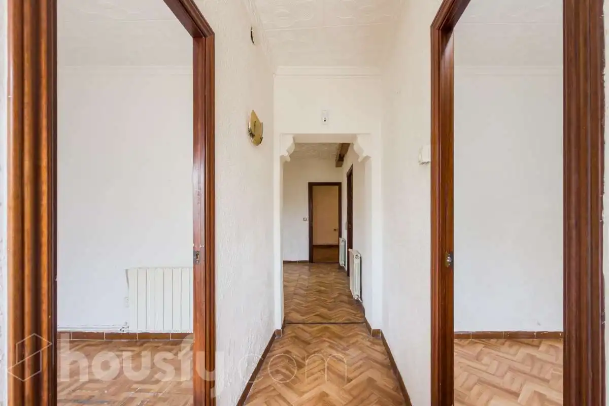 Houses for sale in Santa Coloma de Gramenet  with Heating, Private garden and Terrace