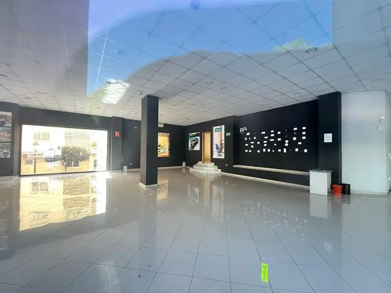 Local comercial en venda a Estepona Pueblo, imagen 3