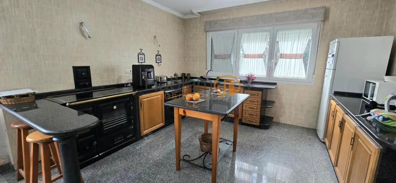Casa amb terrassa en venda a Ribadumia, imagen 6