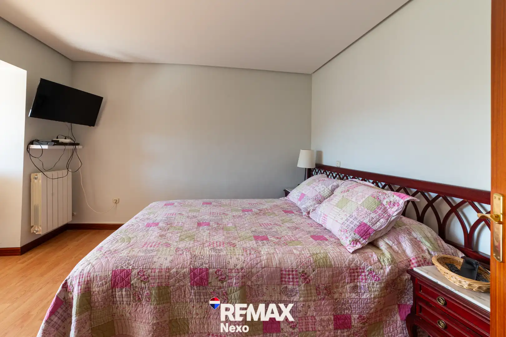 Dormitori de Casa adosada en venda en Wamba amb Calefacció, Jardí privat i Terrassa