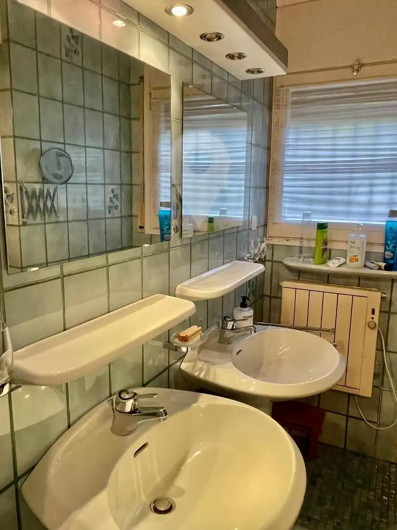 Baño de Piso en venta en Roses con Aire acondicionado, Trastero y Amueblado