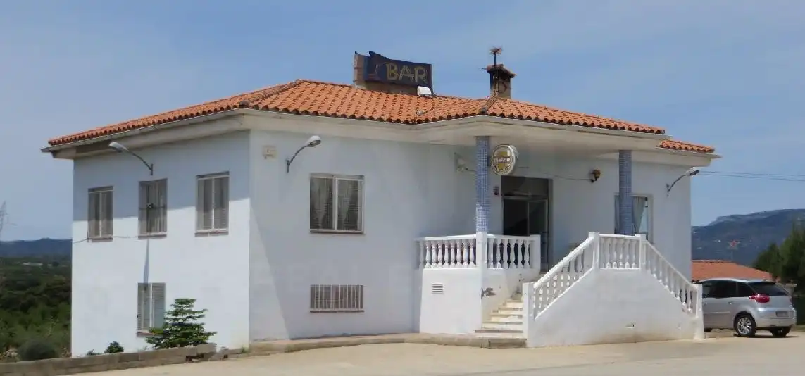 Vista exterior de Casa o xalet en venda en Cabanes amb Calefacció i Terrassa