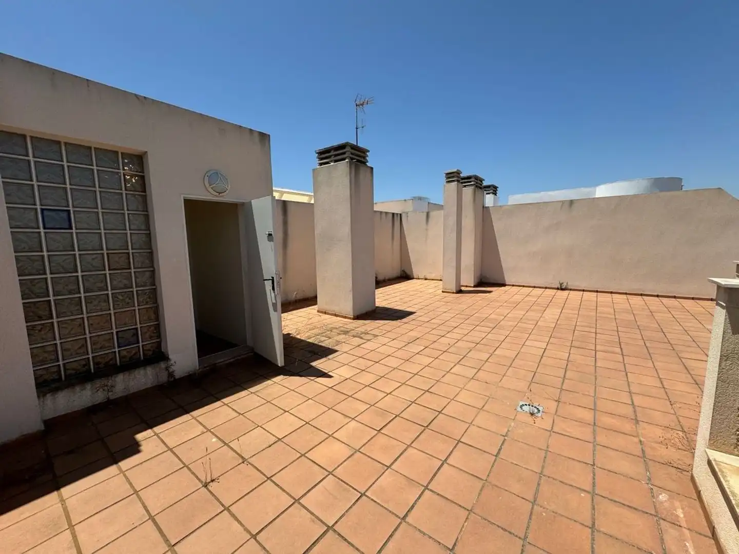 Terraza de Piso en venta en Guardamar del Segura con Aire acondicionado, Jardín privado y Terraza