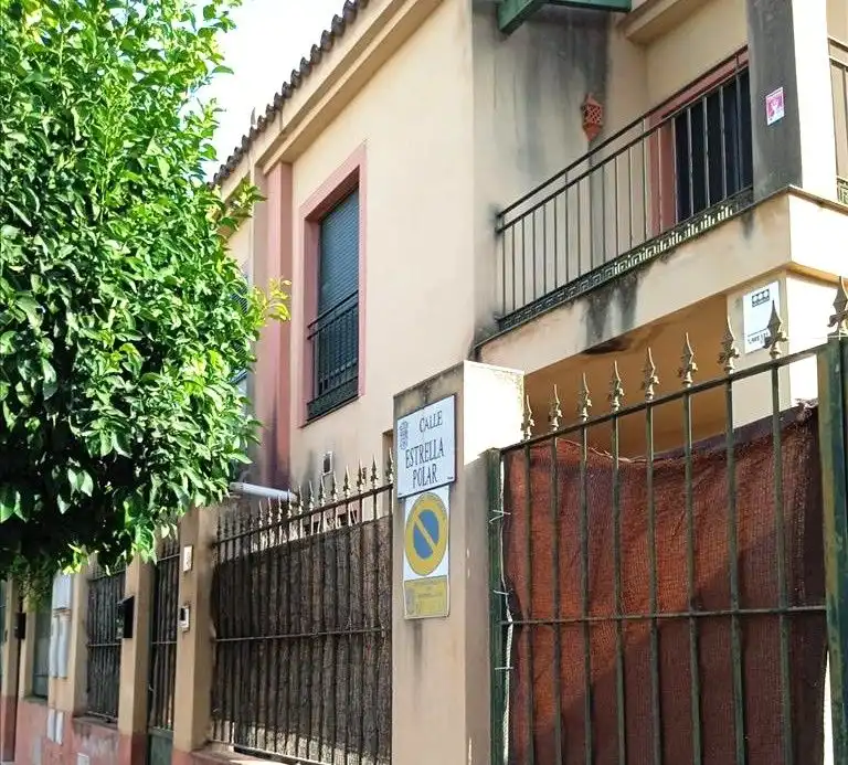 Vista exterior de Casa o xalet en venda en Bormujos
