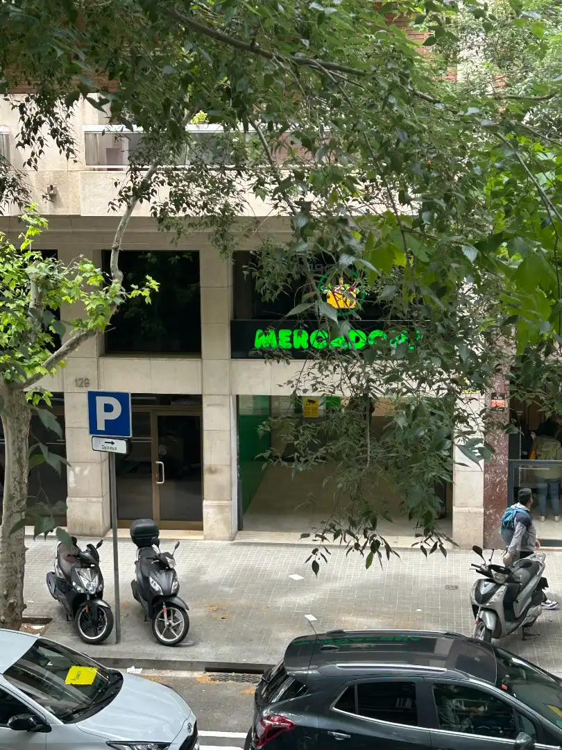 Piso en venta en Barcelona con Aire acondicionado, Calefacción y Parquet